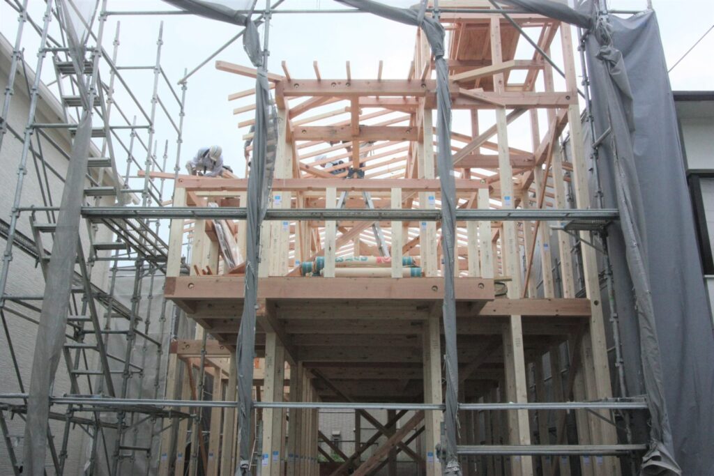 オーガニックハウスのモデルハウスが上棟しました！