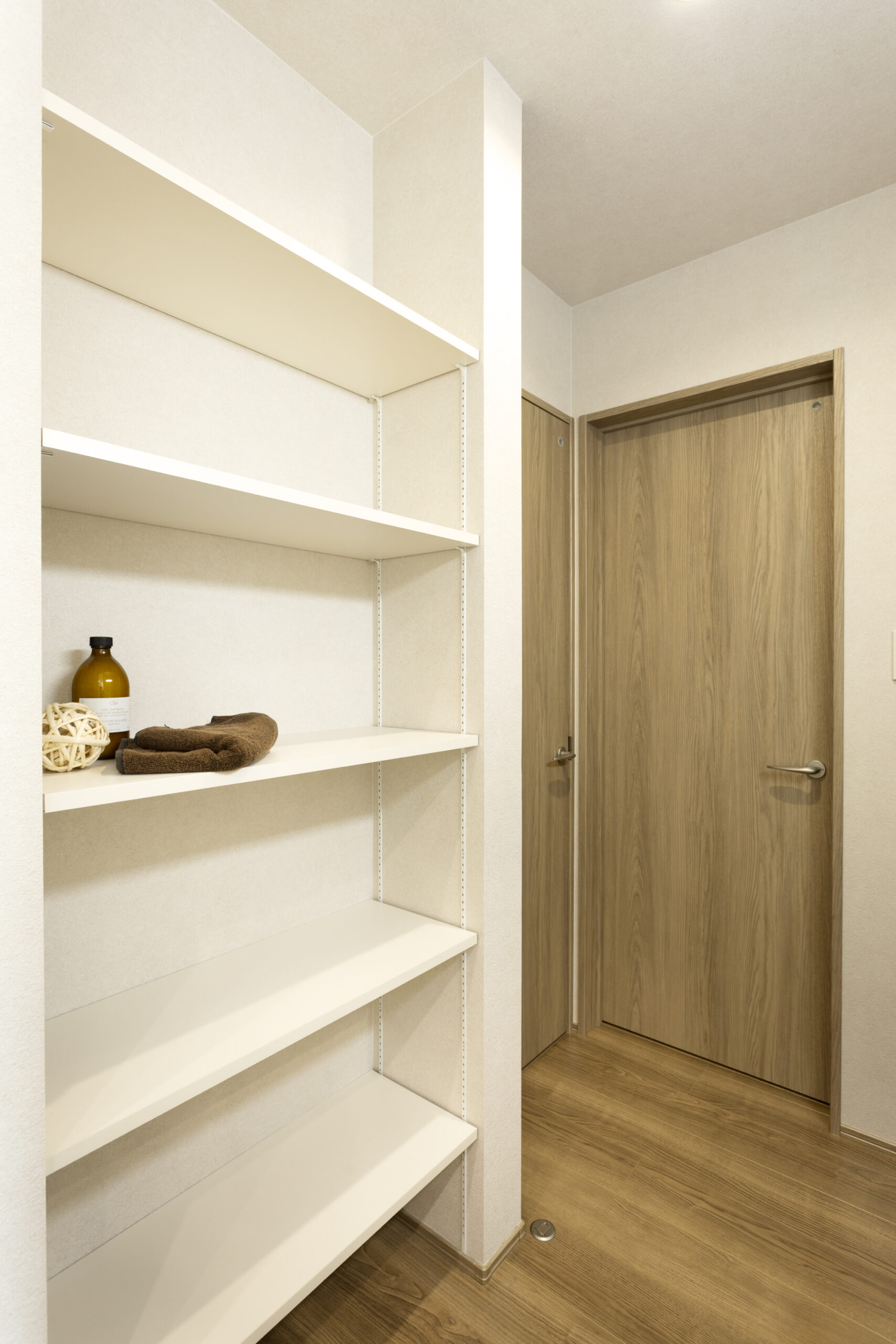 1階収納スペース